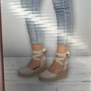 Wedge heels